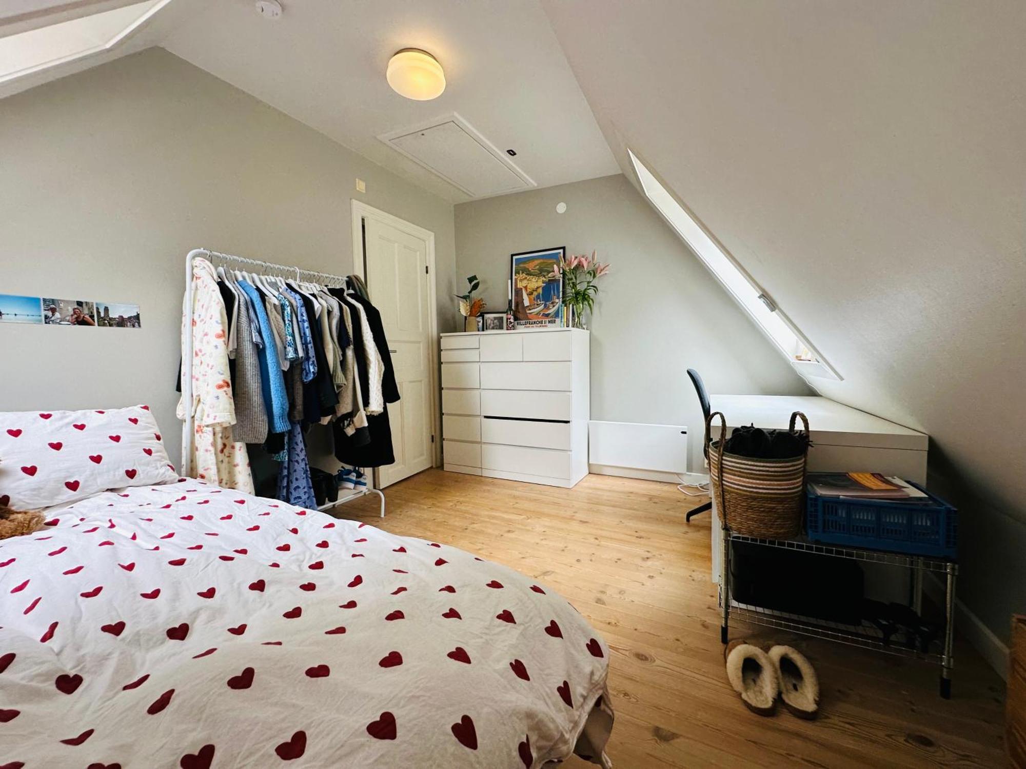 Sjarmerende Bolig Like Ved Togstasjonen Apartment เบอร์เกน ภายนอก รูปภาพ