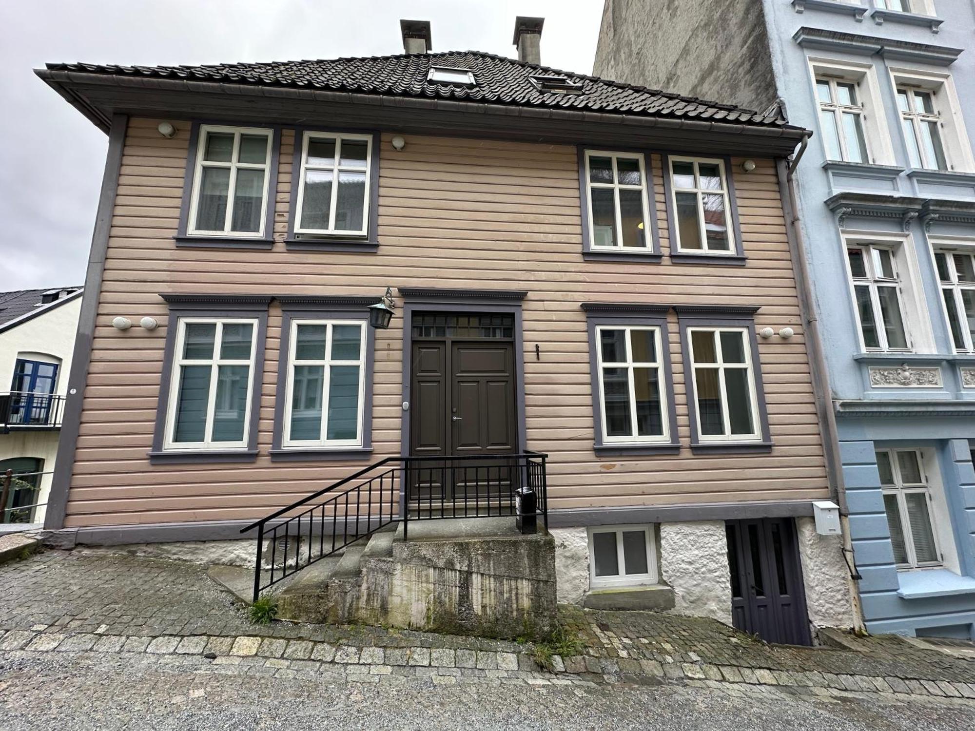 Sjarmerende Bolig Like Ved Togstasjonen Apartment เบอร์เกน ภายนอก รูปภาพ